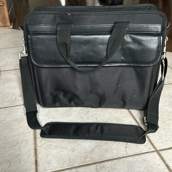 Black Vegan Leather and Nylon Computer Bag/Briefcase-Unused-Excellent Condition - Picture 1 of 15